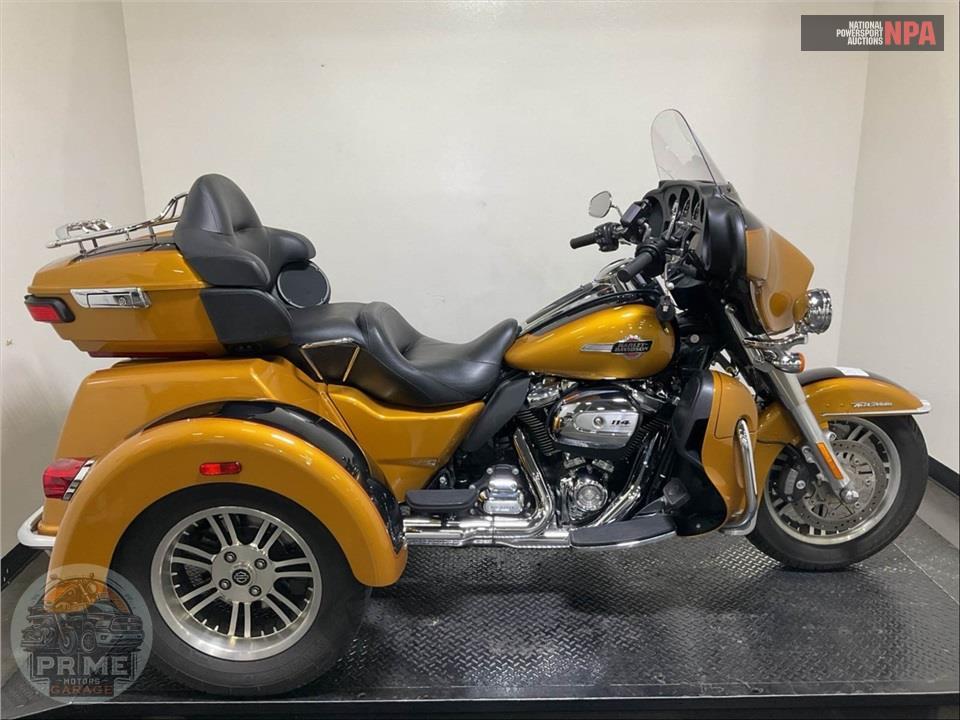 2023 Harley-Davidson FLHTCUTG TRI GLIDE ULTRA CLASSIC — фото 1