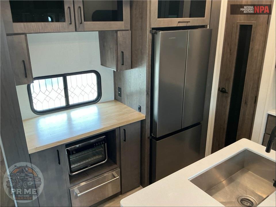 2023 Alliance Rv M-36V11 - VALOR FIFTH WHEEL SERIES — фото 21