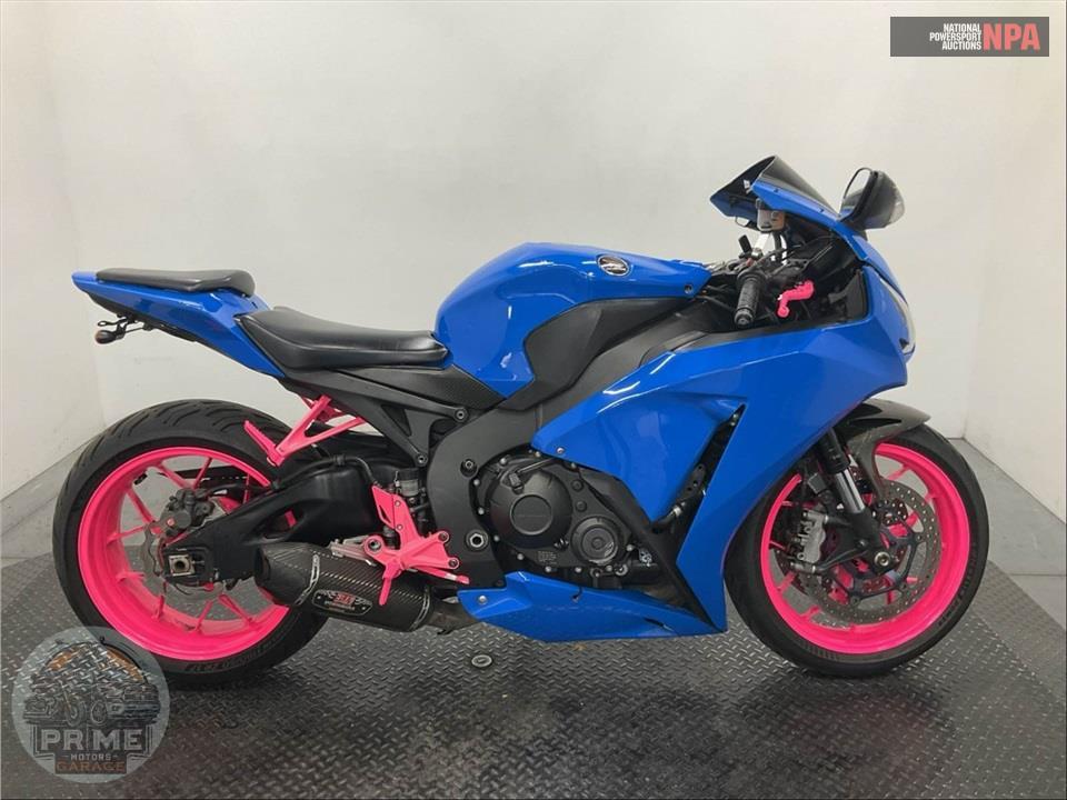 2015 Honda CBR1000RRF — фото 1