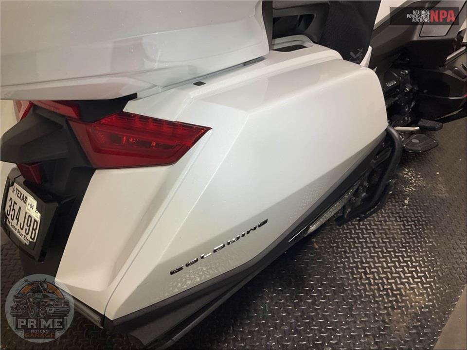 2024 Honda GL1800D GOLDWING TOUR DCT — фото 16