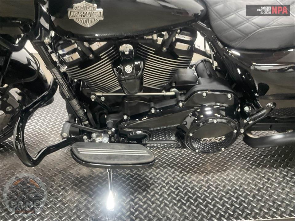 2023 Harley-Davidson FLTRXS ROAD GLIDE SPECIAL — фото 7