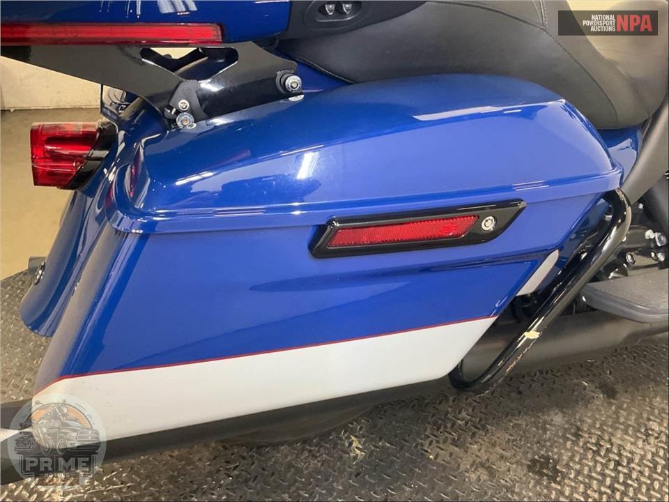 2023 Harley-Davidson FLTRK ROAD GLIDE LIMITED — фото 19