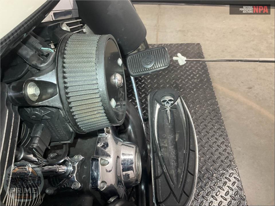 2011 Harley-Davidson FLHP POLICE ROAD KING — фото 34