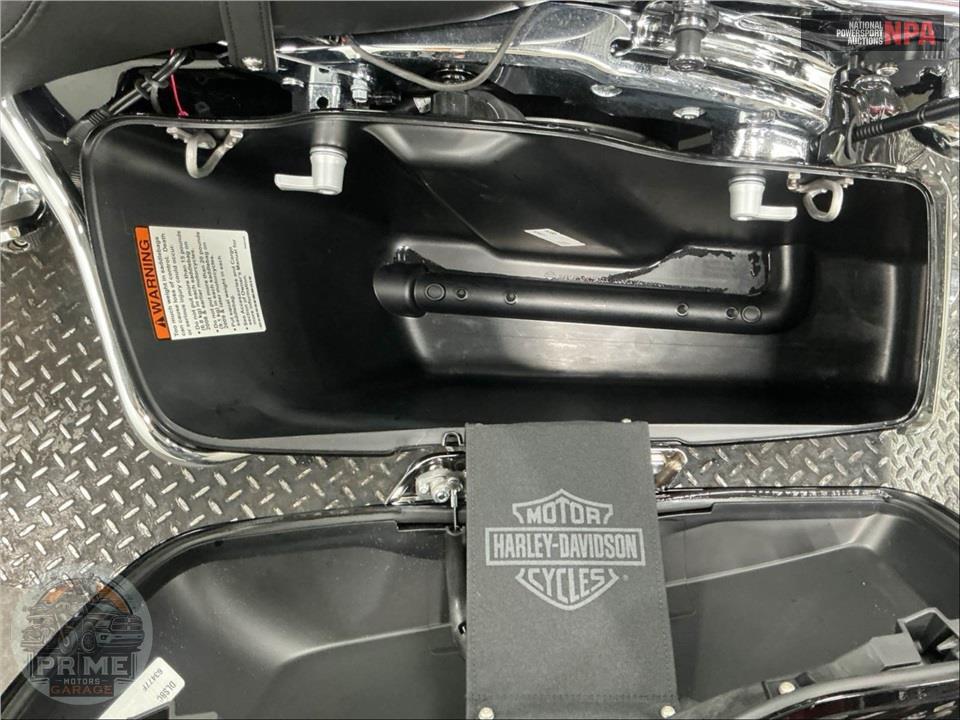 2023 Harley-Davidson FLHX STREET GLIDE — фото 18
