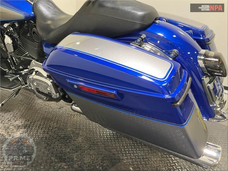 2009 Harley-Davidson FLHTCU ULTRA CLASSIC ELECTRA GLIDE — фото 31