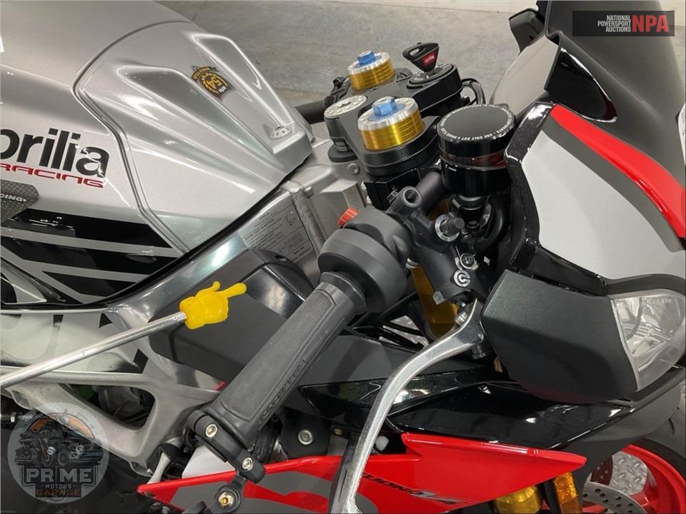 2018 Aprilia TUONO V4 1100 RR FACTORY — фото 19