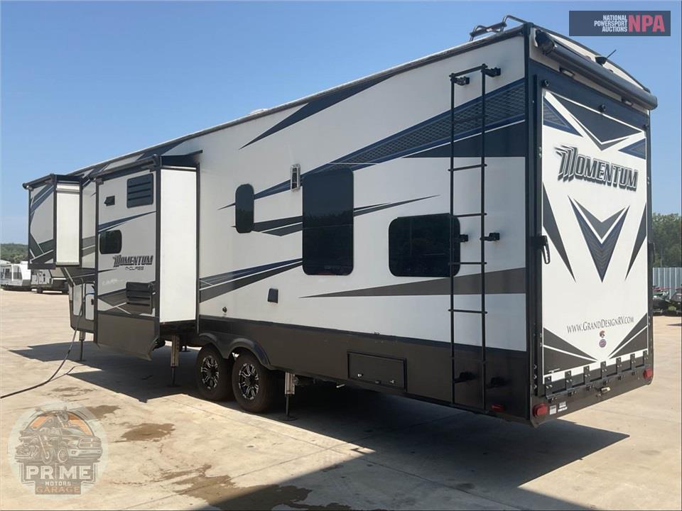 2018 Grand Design Recreational Vehicles M-351M - MOMENTUM TOY HAULER TOY HAULER SERIES — фото 3