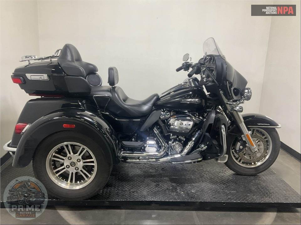 2021 Harley-Davidson FLHTCUTG TRI GLIDE ULTRA CLASSIC — фото 1