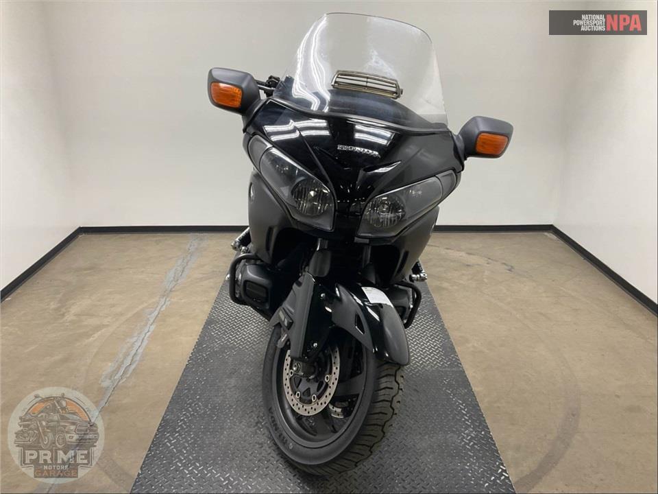 2013 Honda GL1800BD GOLDWING F6B — фото 2