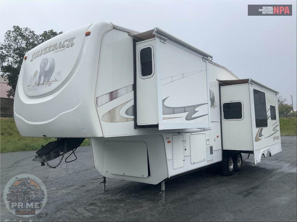 2008 Cedar Creek M-30LSTS (*) - SILVERBACK FIFTH WHEEL SERIES — фото 2