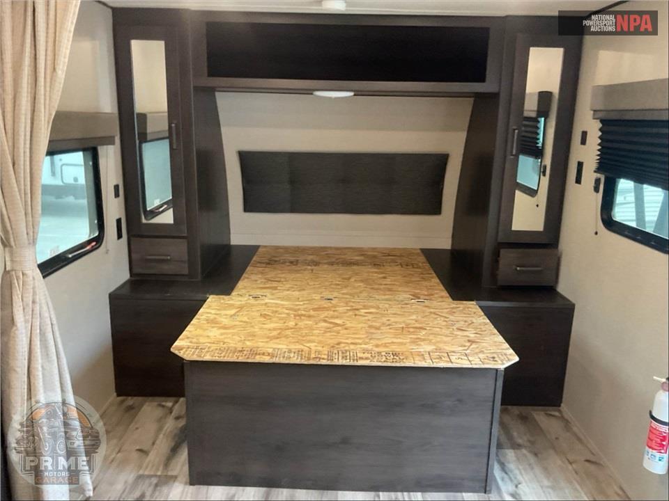 2023 Grand Design Recreational Vehicles M-200MK - TRANSCEND XPLOR SERIES — фото 11