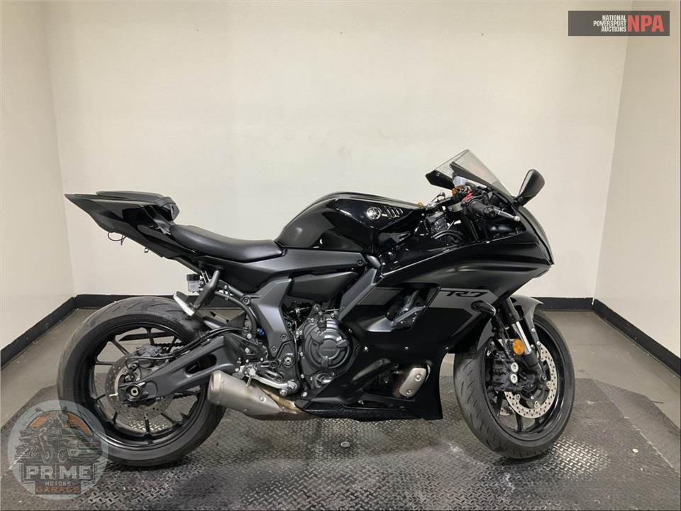 2025 Yamaha YZF-R7 — фото 1
