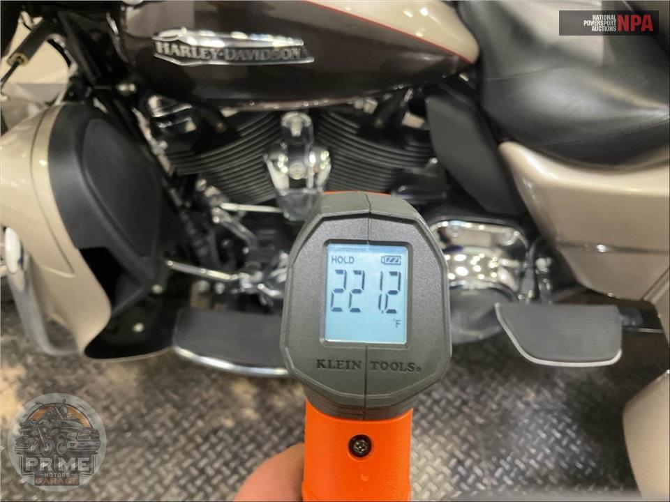 2018 Harley-Davidson FLHTCUTG TRI GLIDE ULTRA — фото 8