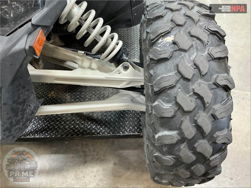 2023 Can-Am MAVERICK X3 MAX X RS TURBO RR SMART-SHOX 72 (RED OR BLUE) — фото 22