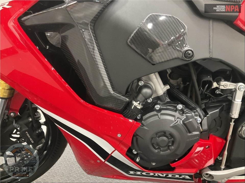 2017 Honda CBR1000RRH — фото 7