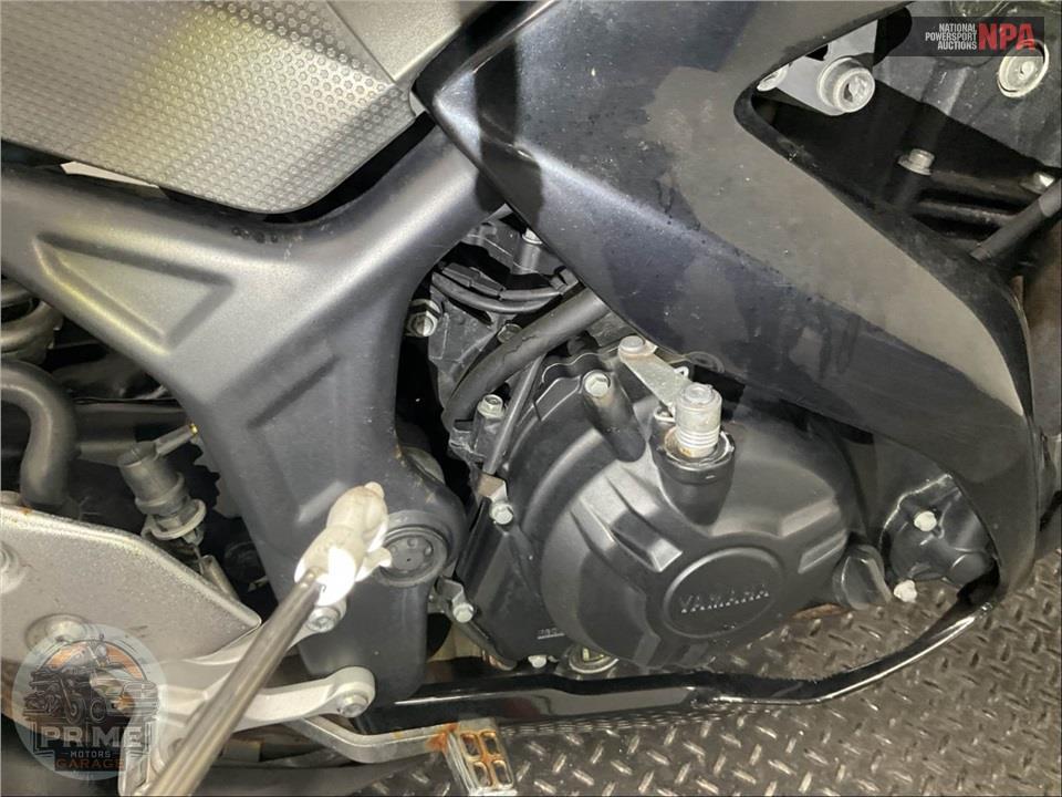 2017 Yamaha YZF-R3 — фото 13