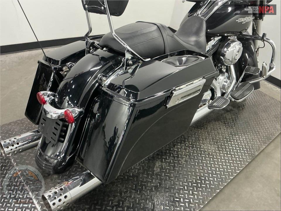 2013 Harley-Davidson FLHX STREET GLIDE — фото 21