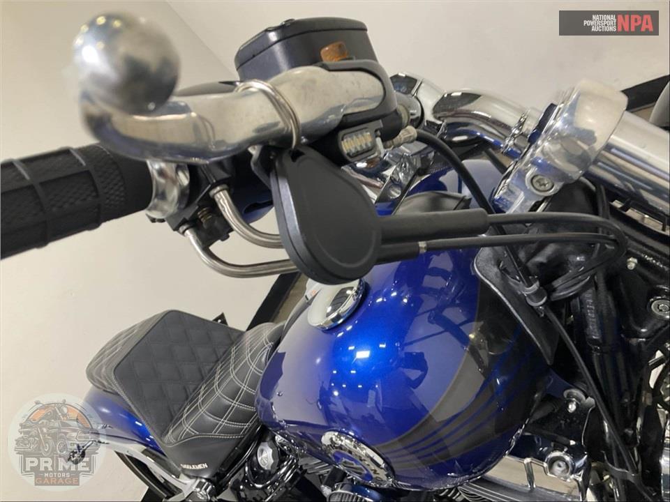 2015 Harley-Davidson FXSB BREAKOUT — фото 12