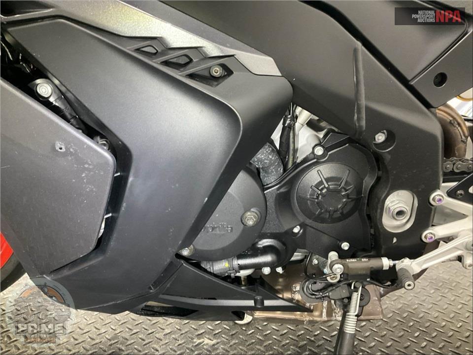 2027 Aprilia RSV4 1100 — фото 7