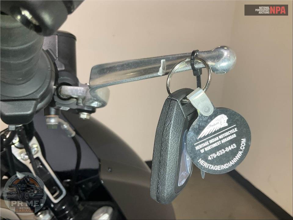 2025 Indian Motorcycle SPORT SCOUT LIMITED WITH TECHOLOGY PACKAGE (COLOR) — фото 10