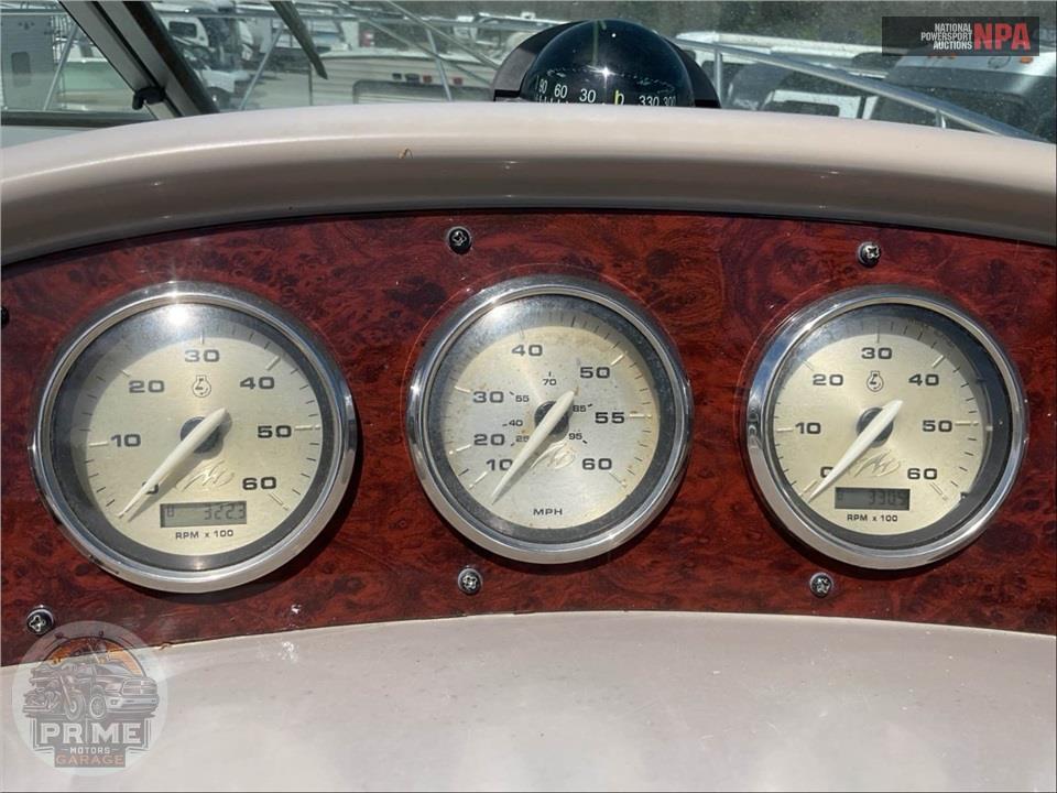 2006 Monterey Boat 302 CRUISER L=33/E=2 300 HP VOLVO SD — фото 5