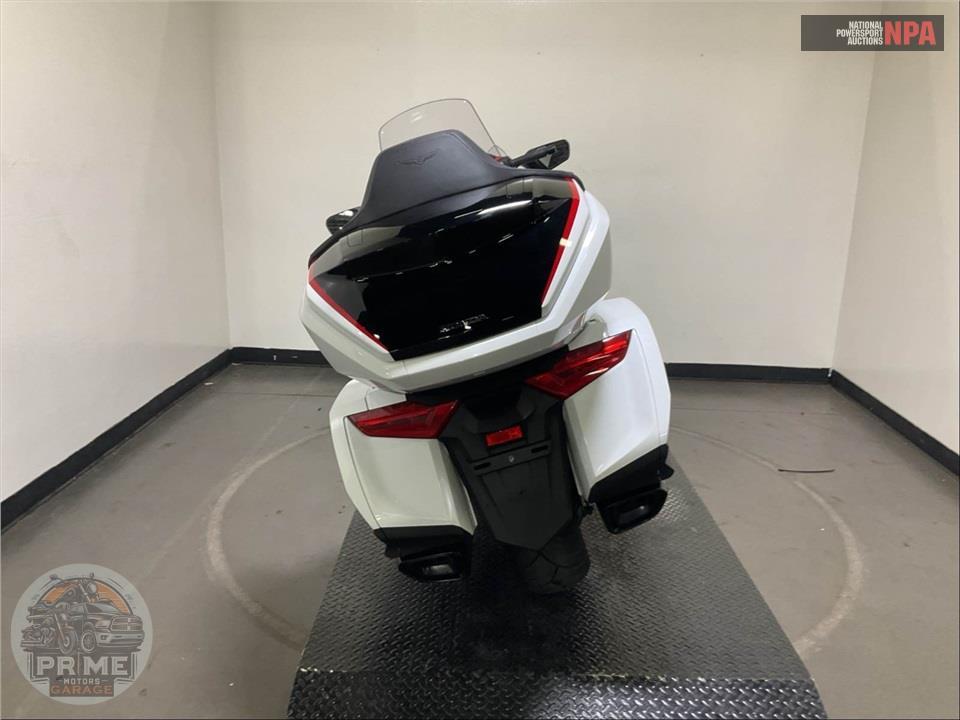 2024 Honda GL1800D GOLDWING TOUR DCT — фото 3