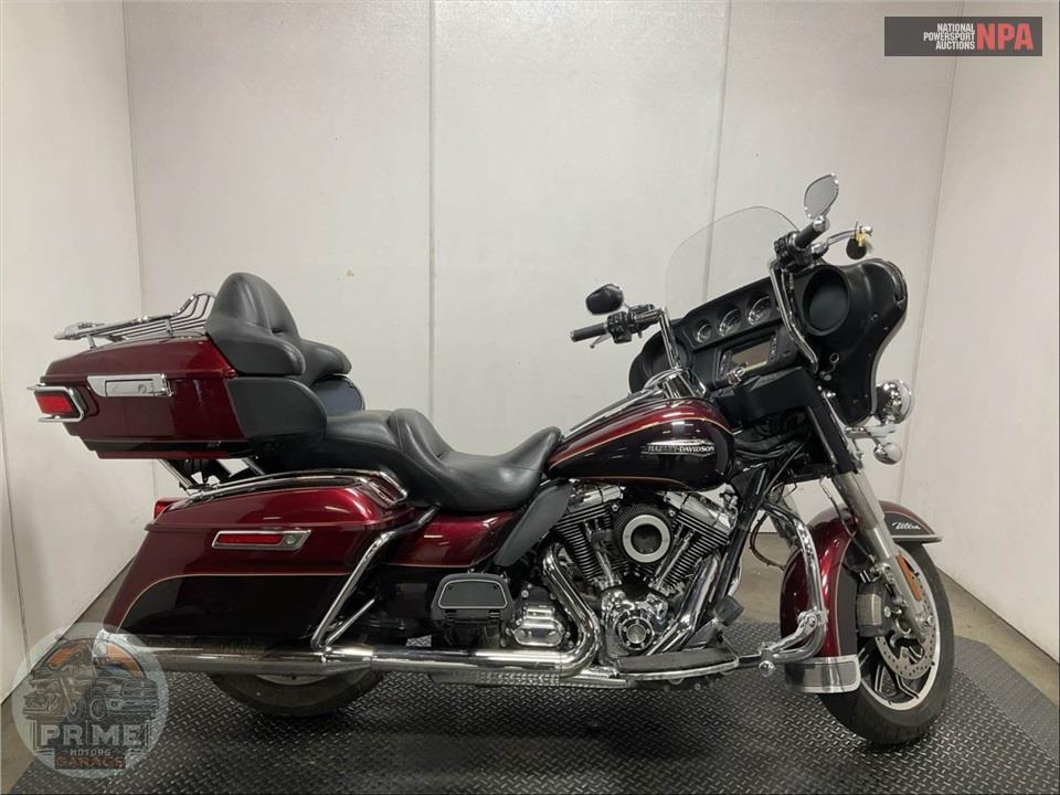 2015 Harley-Davidson FLHTCU ULTRA CLASSIC ELECTRA GLIDE — фото 1