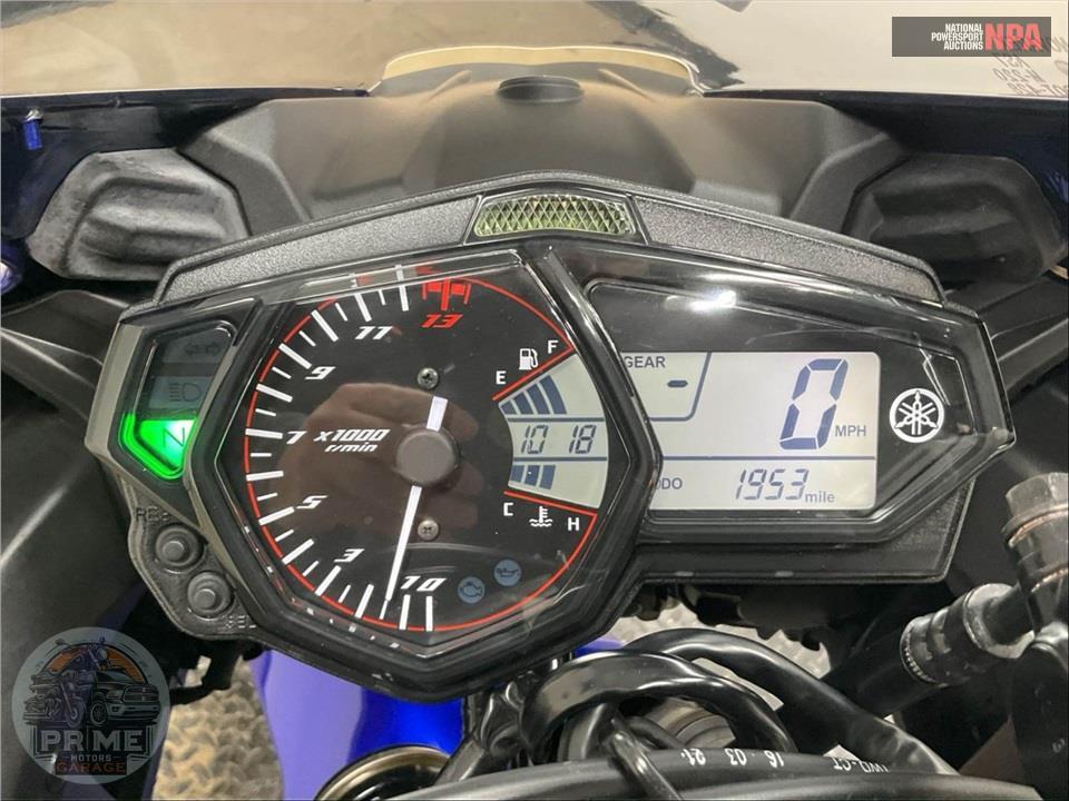 2016 Yamaha YZF-R3 — фото 5