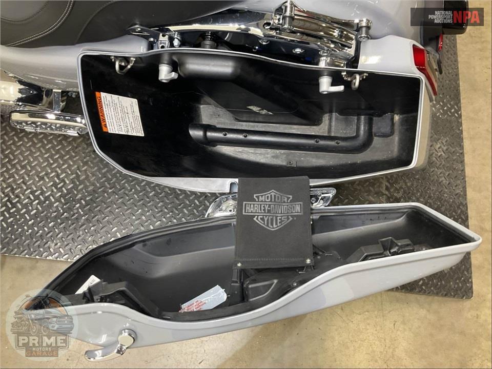 2024 Harley-Davidson FLHX STREET GLIDE — фото 17