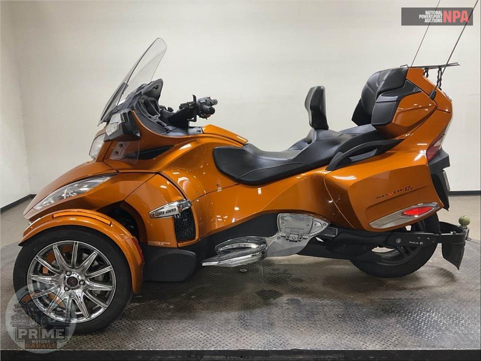 2014 Can-Am SPYDER RT SE6 LIMITED — фото 3