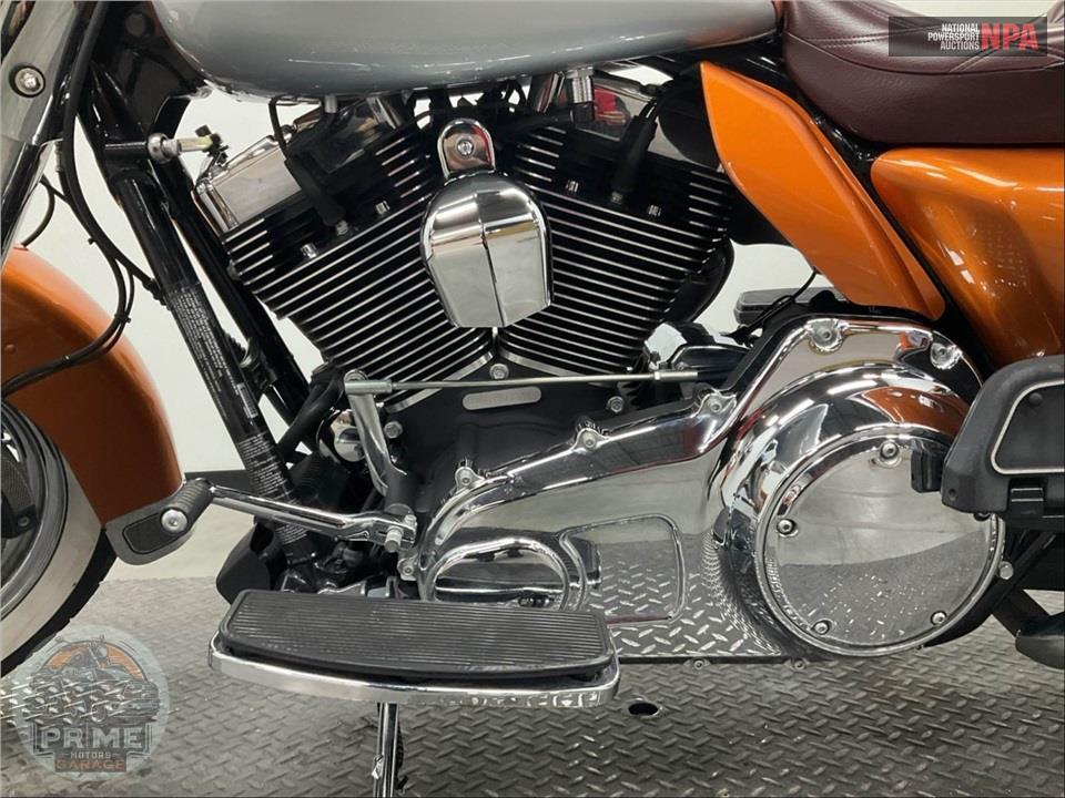 2014 Harley-Davidson FLHR ROAD KING — фото 7