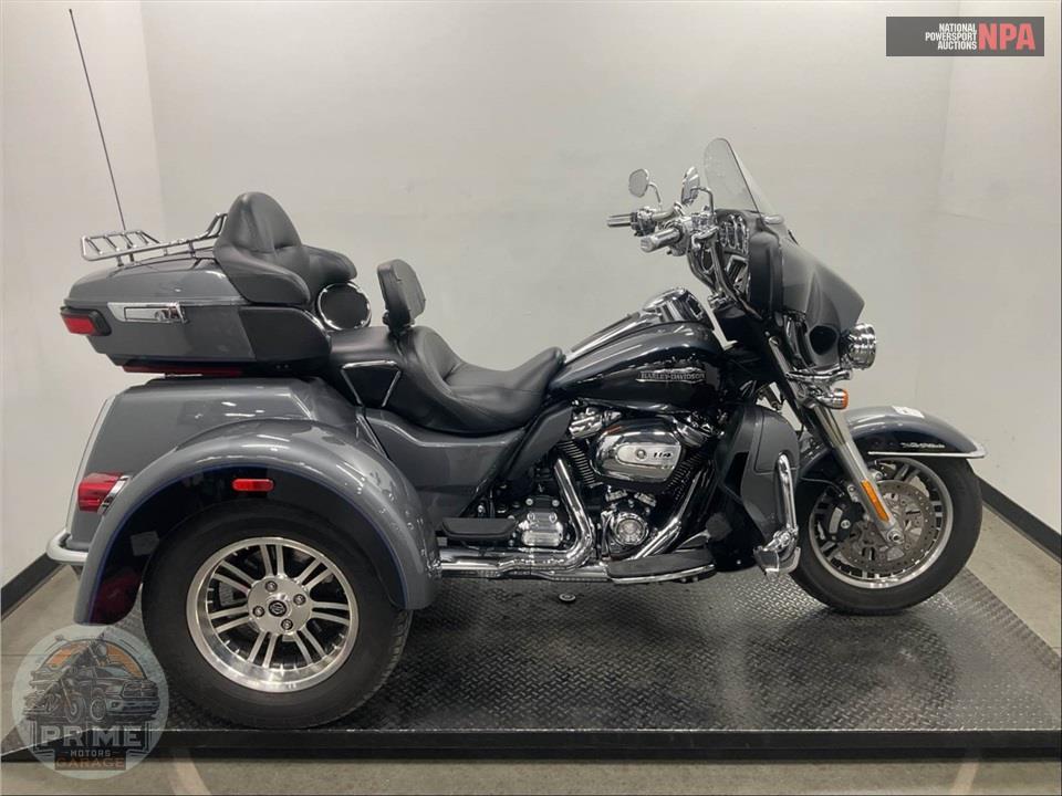 2021 Harley-Davidson FLHTCUTG TRI GLIDE ULTRA CLASSIC — фото 1