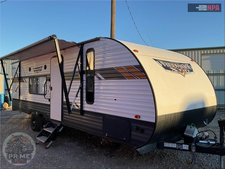 2021 Wildwood By Forest River M-261BHXL - X-LITE SERIES — фото 1