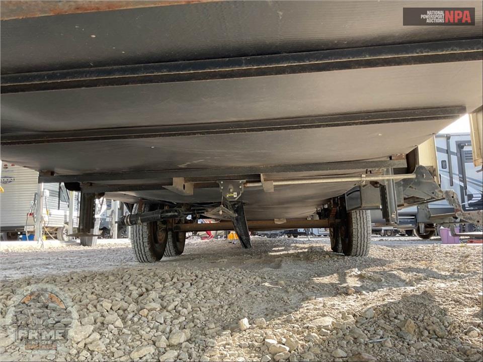 2016 Keystone Rv M-3711 FL - MONTANA FIFTH WHEEL SERIES — фото 38