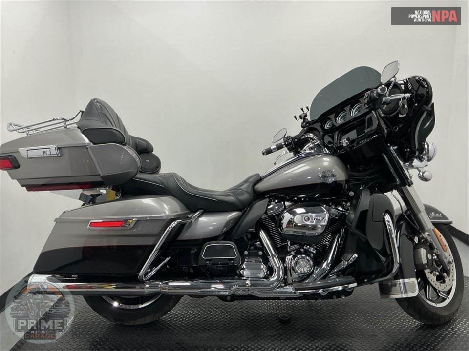 2017 Harley-Davidson FLHTK ULTRA LIMITED — фото 1