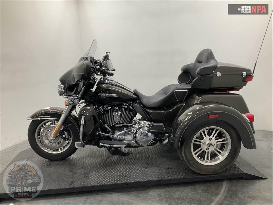 2020 Harley-Davidson FLHTCUTG TRI GLIDE ULTRA — фото 3