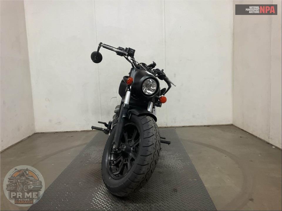 2018 Indian Motorcycle SCOUT BOBBER (BLACK) — фото 2