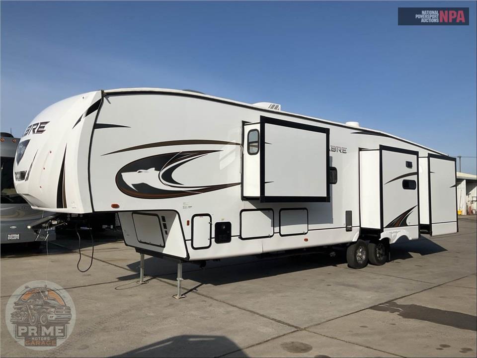 2024 Sabre By Forest River M-38RLH - FIFTH WHEEL SERIES — фото 2