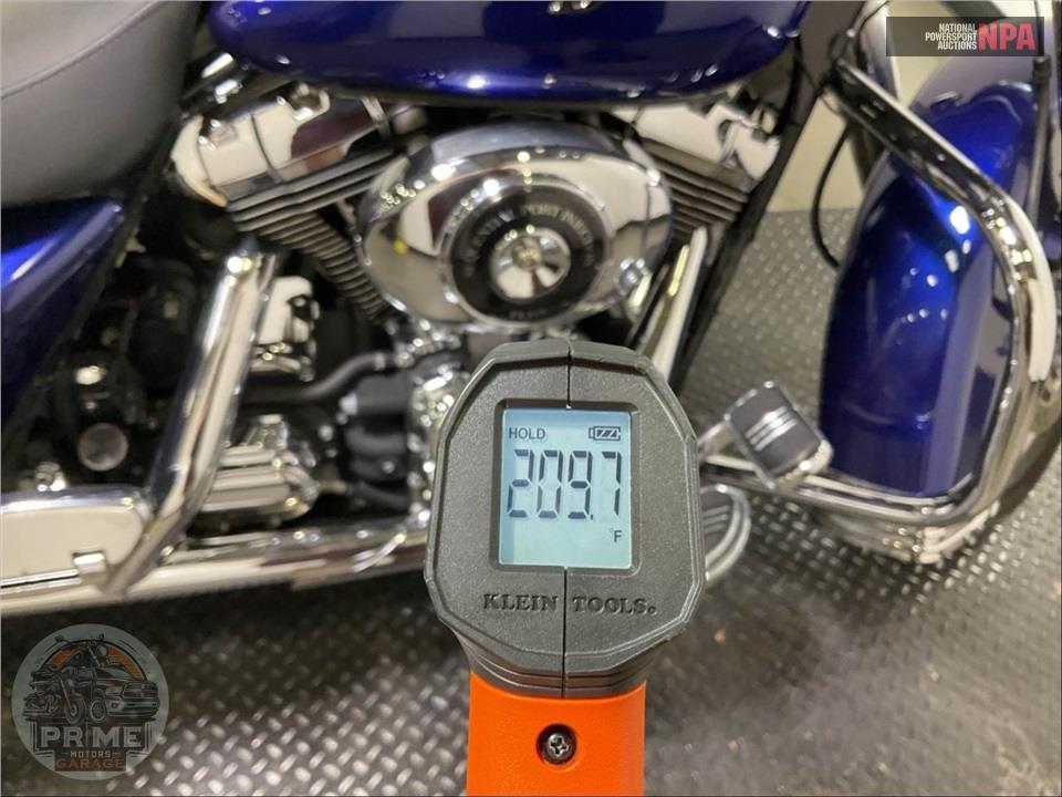 2006 Harley-Davidson FLHXI STREET GLIDE — фото 8