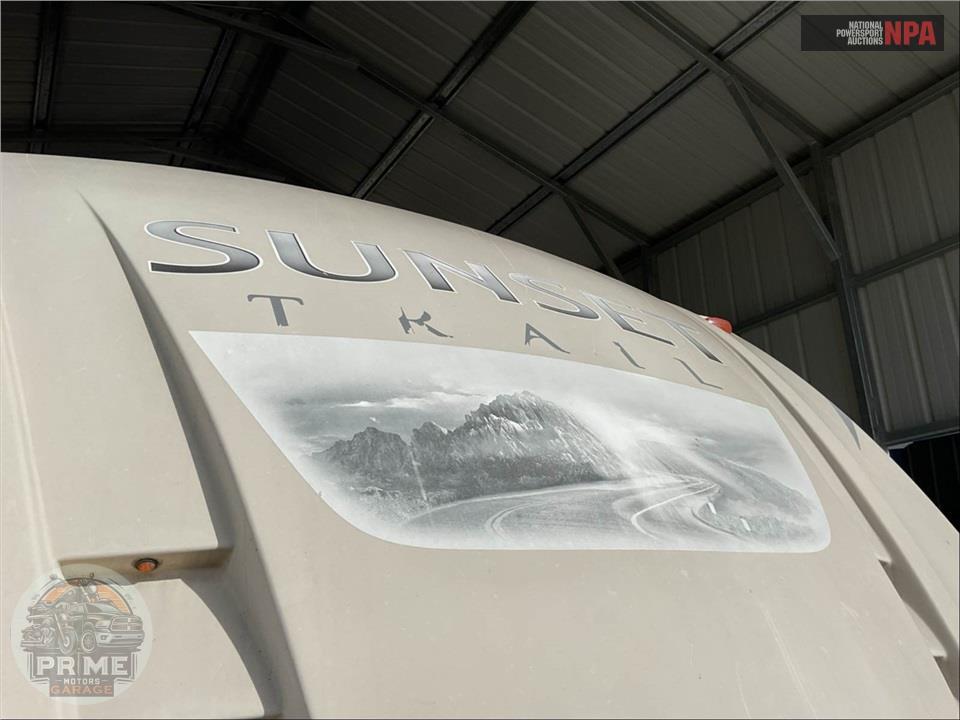 2016 Crossroads Rv M-240 BI - SUNSET TRAIL SUPER LITE SERIES — фото 31