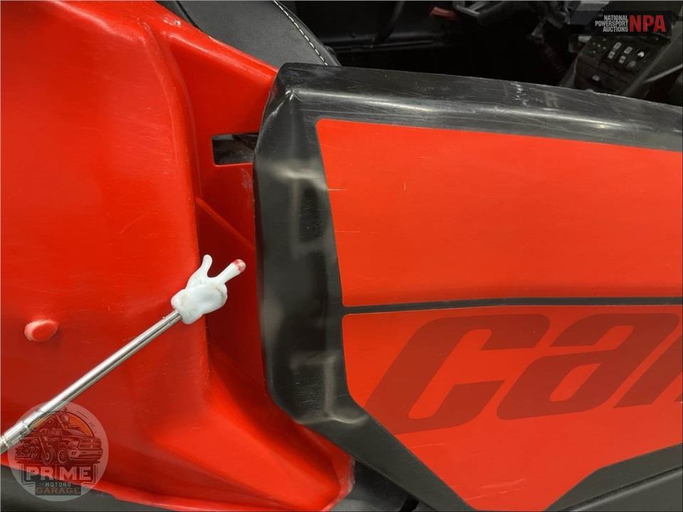 2022 Can-Am MAVERICK X3 DS TURBO — фото 17