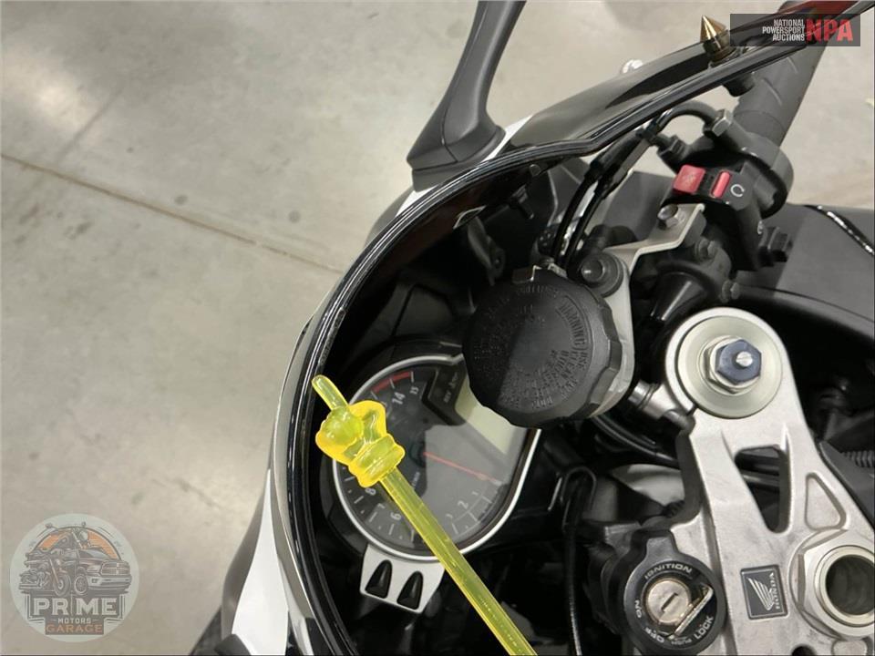 2008 Honda CBR1000RR8 — фото 23