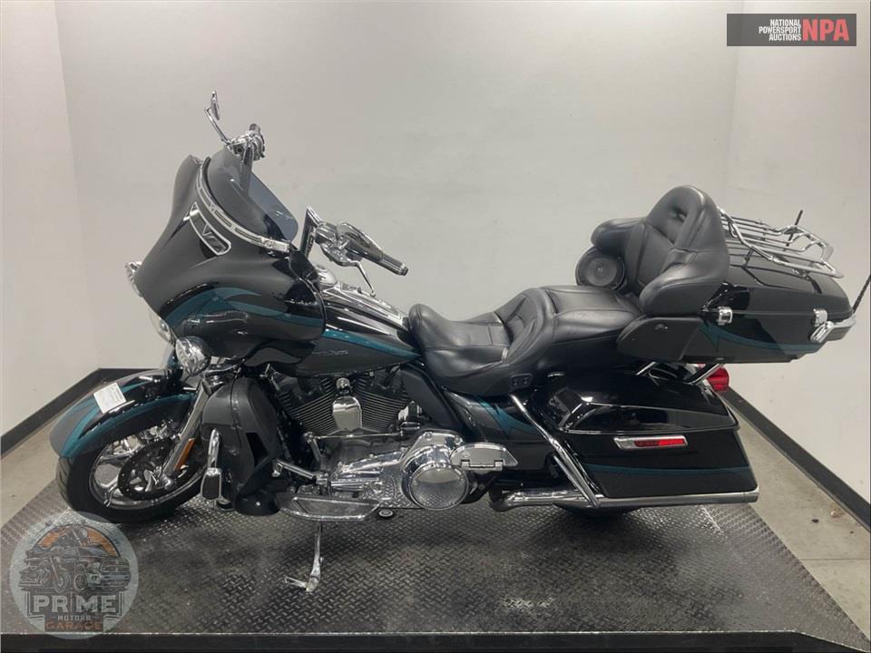 2015 Harley-Davidson FLHTKSE CVO ULTRA LIMITED — фото 3