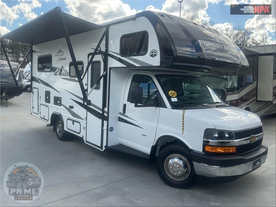 2026 East To West M-210NSC CHEVY 3500 - ENTRADA SERIES — фото 1