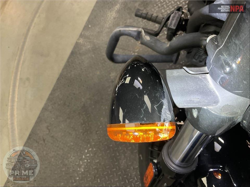 2025 Indian Motorcycle SCOUT BOBBER — фото 47
