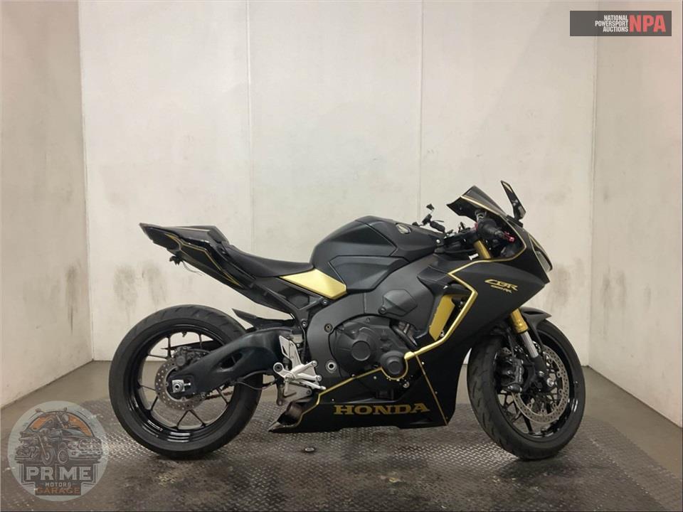 2018 Honda CBR1000RR — фото 1