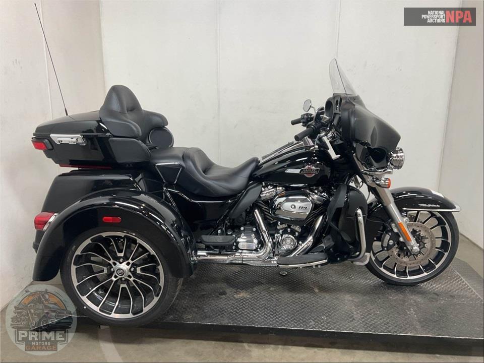 2025 Harley-Davidson FLHTCUTG TRI GLIDE ULTRA CLASSIC — фото 1