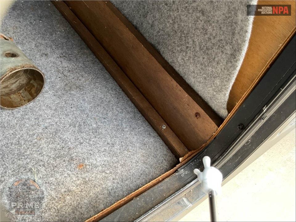 2017 Sabre By Forest River M-36BHQ - FIFTH WHEEL SERIES — фото 40