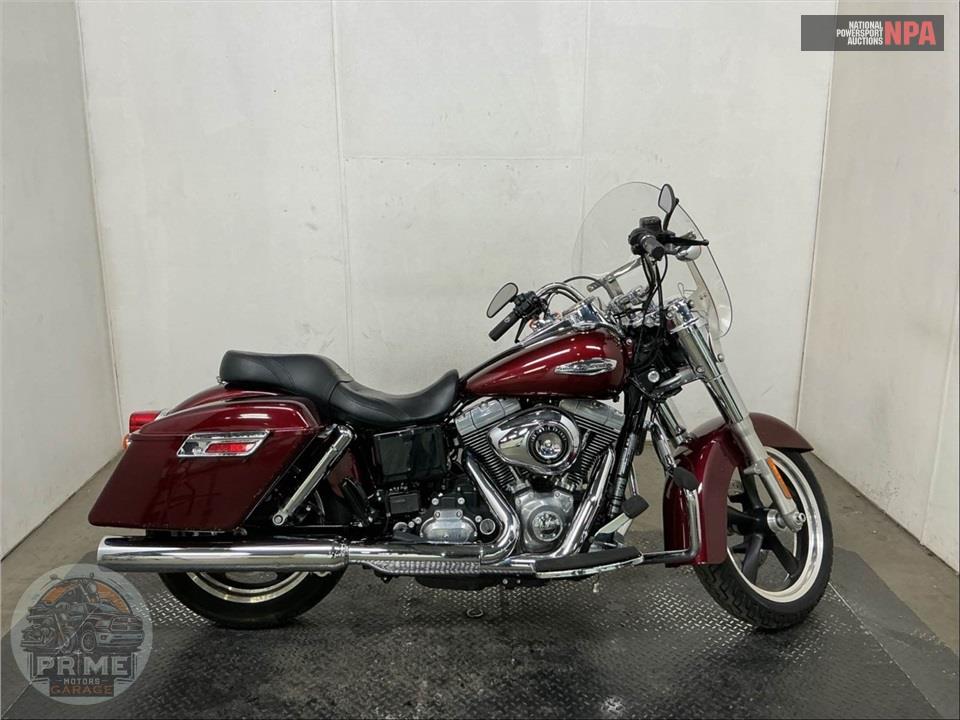 2015 Harley-Davidson FLD-103 DYNA SWITCHBACK — фото 1