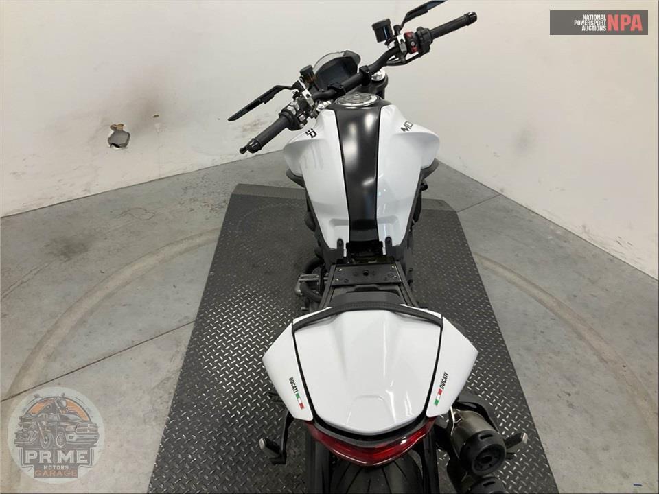 2024 Ducati MONSTER+ — фото 12